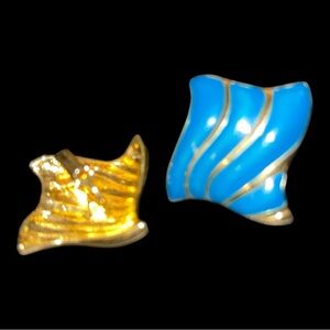 Blue and gold Vintage earrings